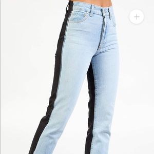 REVICE denim ex-boyfriend/ Harlow wash size 25